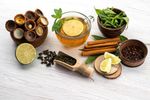 Herbal Medicine: Benefits, Uses & Natural Healing Guide