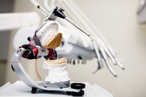 Maxillofacial Implant Manufacturing Methods and Innovations